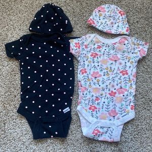 Gerber Organics Onesie Set